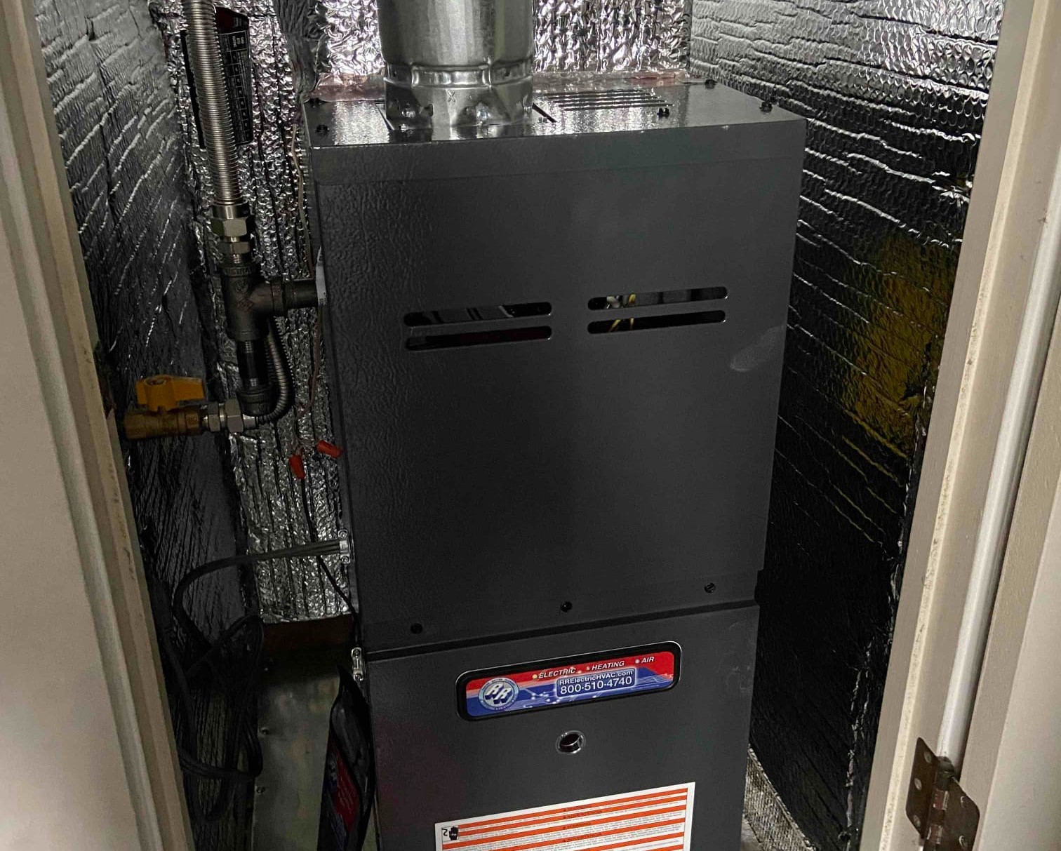 RR Electric, Heating & Air offers heater installation & replacement services in the Simi Valley, California, area